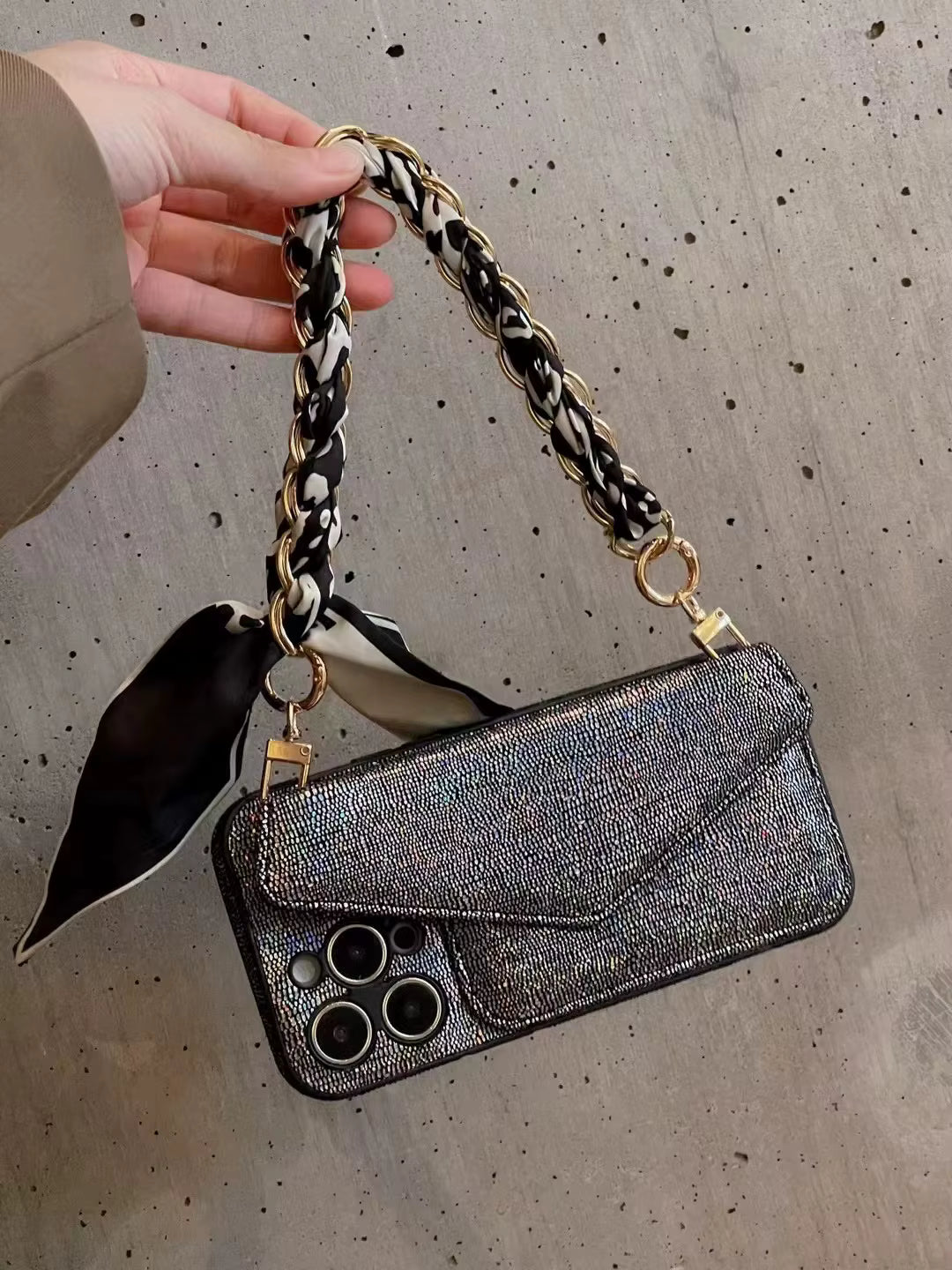 Case Bolso de Mano - iPhone 14 Pro - Gris Escarchado