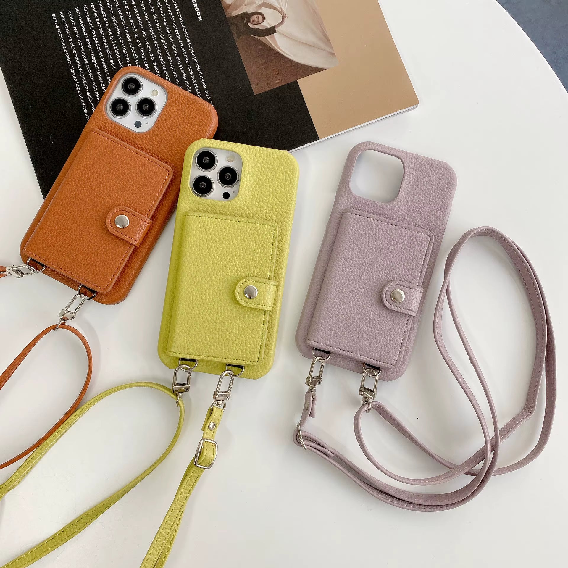 Case Crossbody - iPhone 14 Pro Max - Marrón