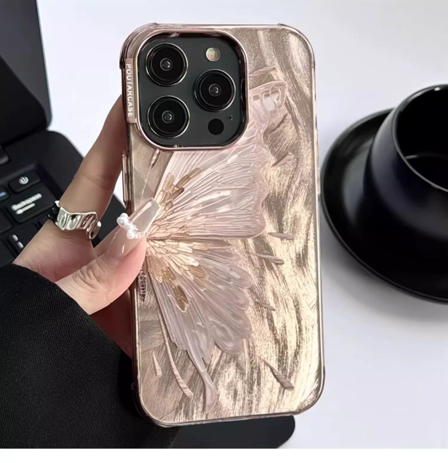 Case Mariposas Rosadas - iPhone 14 Pro Max - Diseño Femenino Luxury